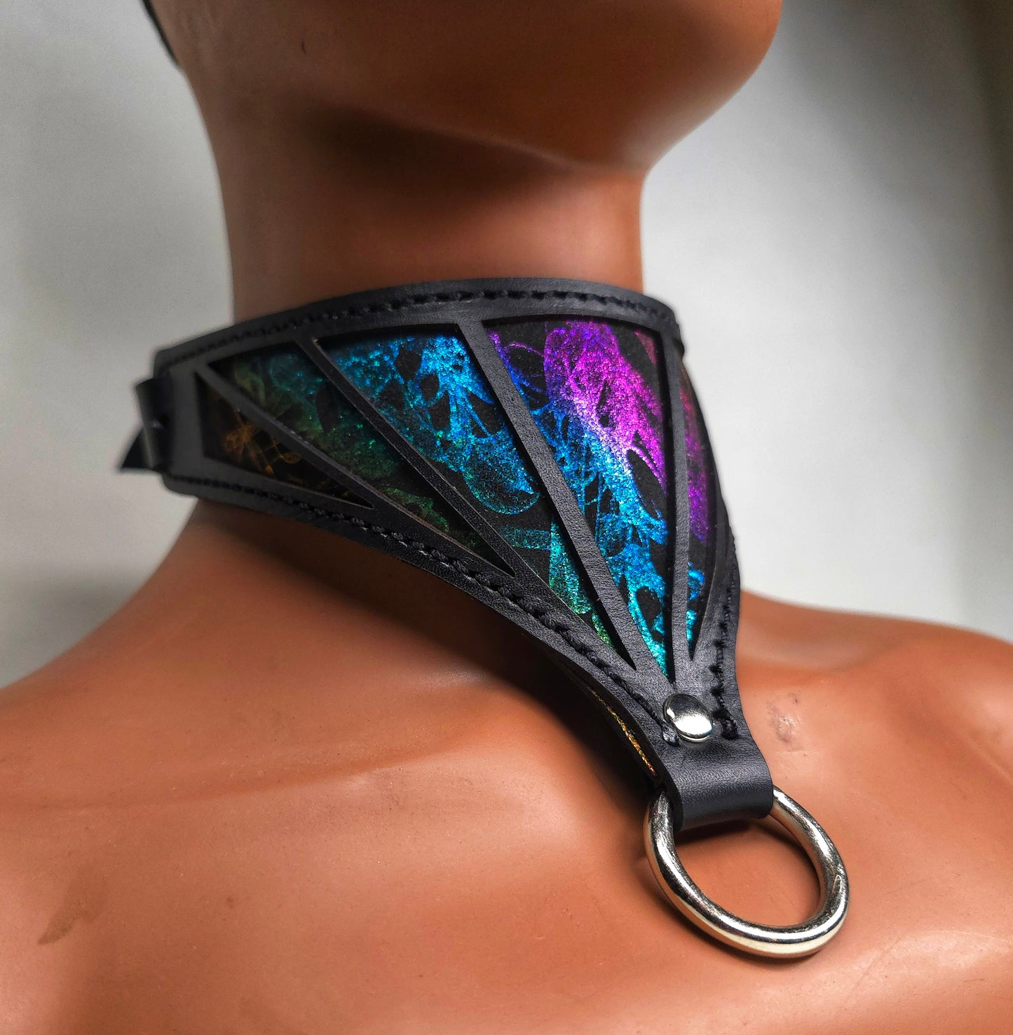 Requiem Collar in Dark Rainbow Leather - In Stock