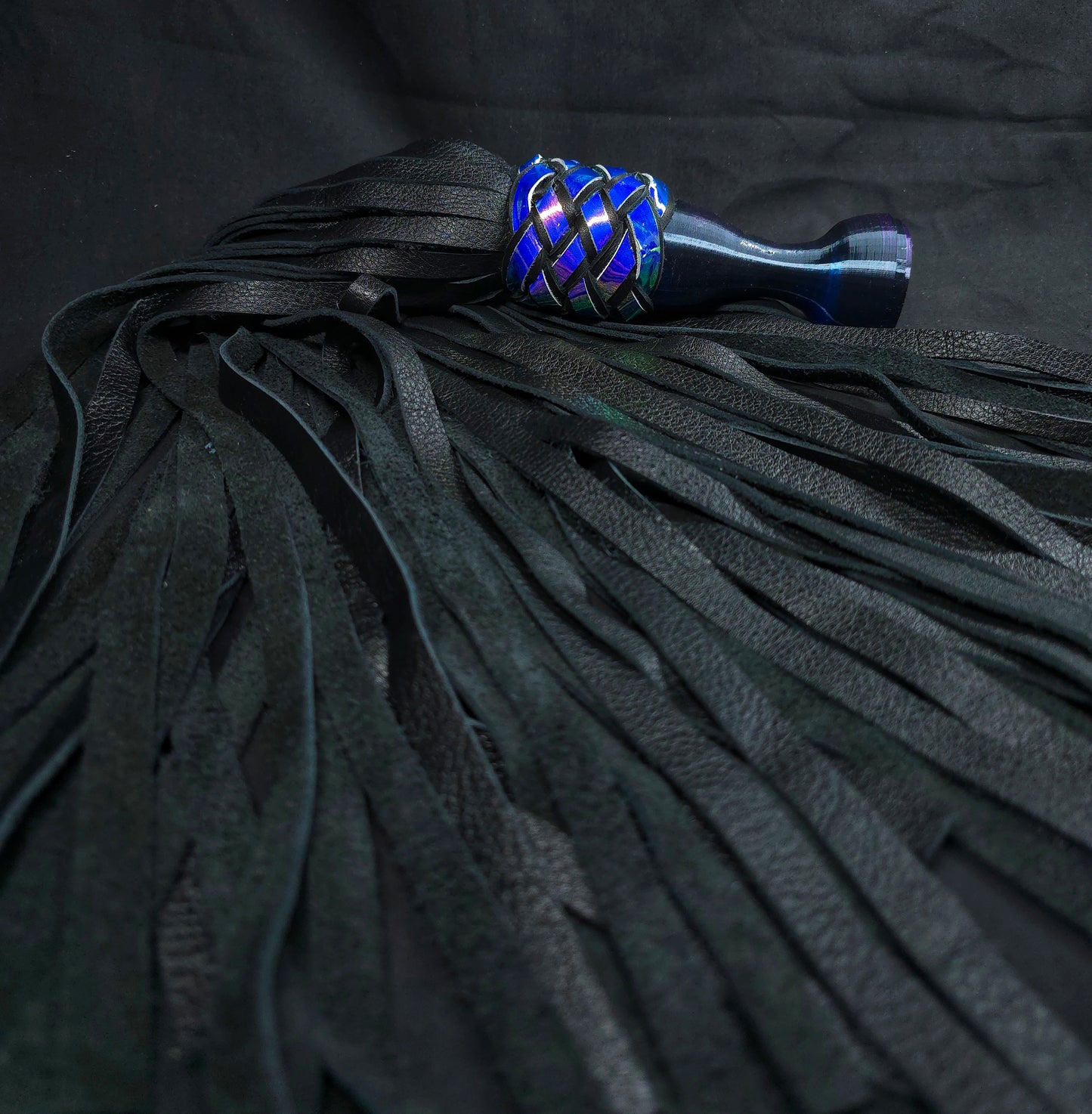 Black Ball Handle Mop Flogger - In Stock