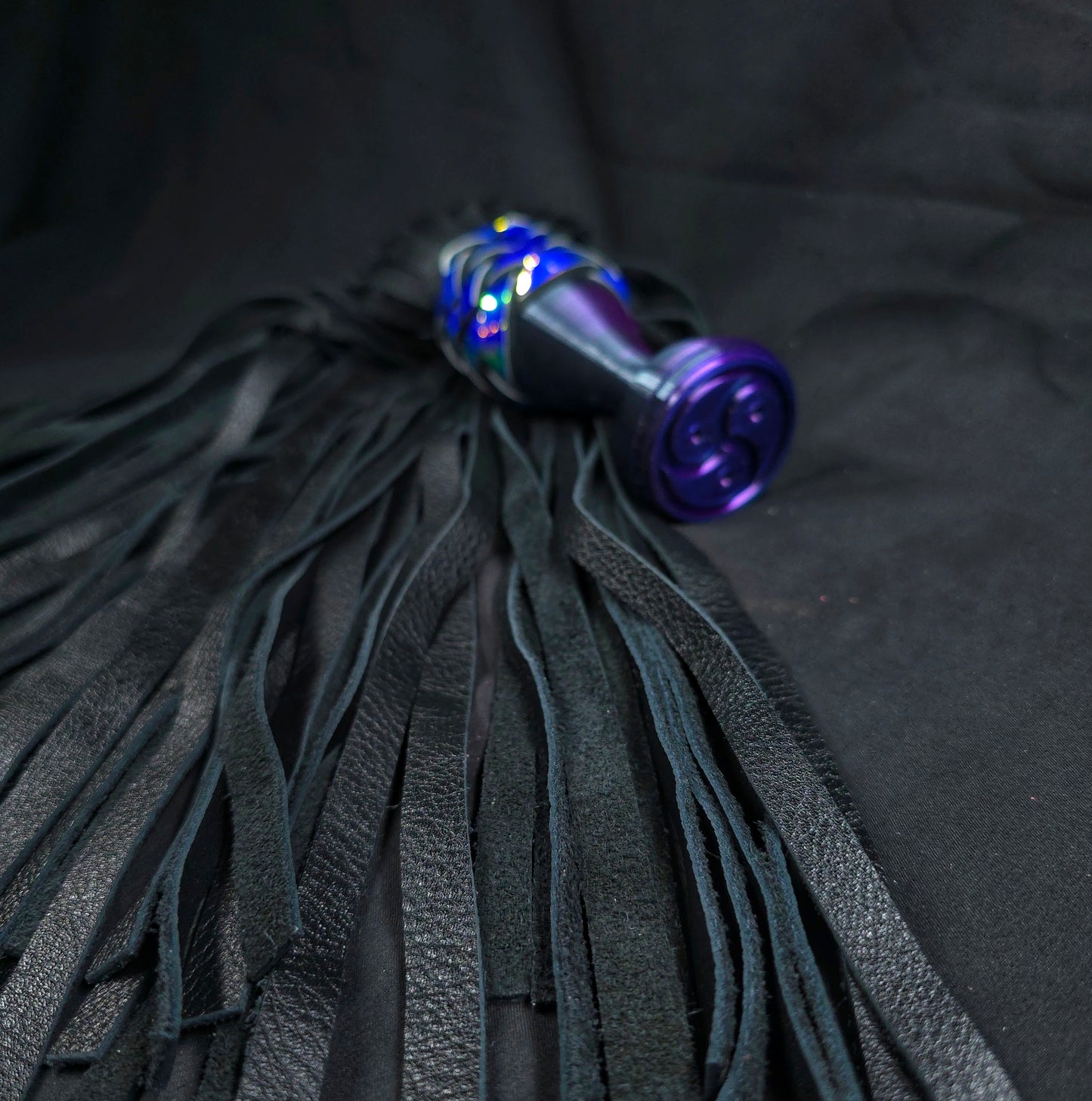 Black Ball Handle Mop Flogger - In Stock