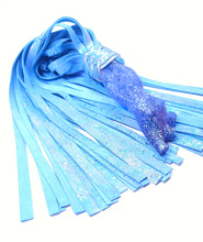 Load image into Gallery viewer, Unicorn leather Sevine Flogger- In Stock