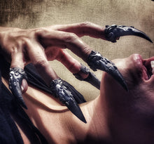 Load image into Gallery viewer, Claw Ring Talons For Sensation Play or Cosplay